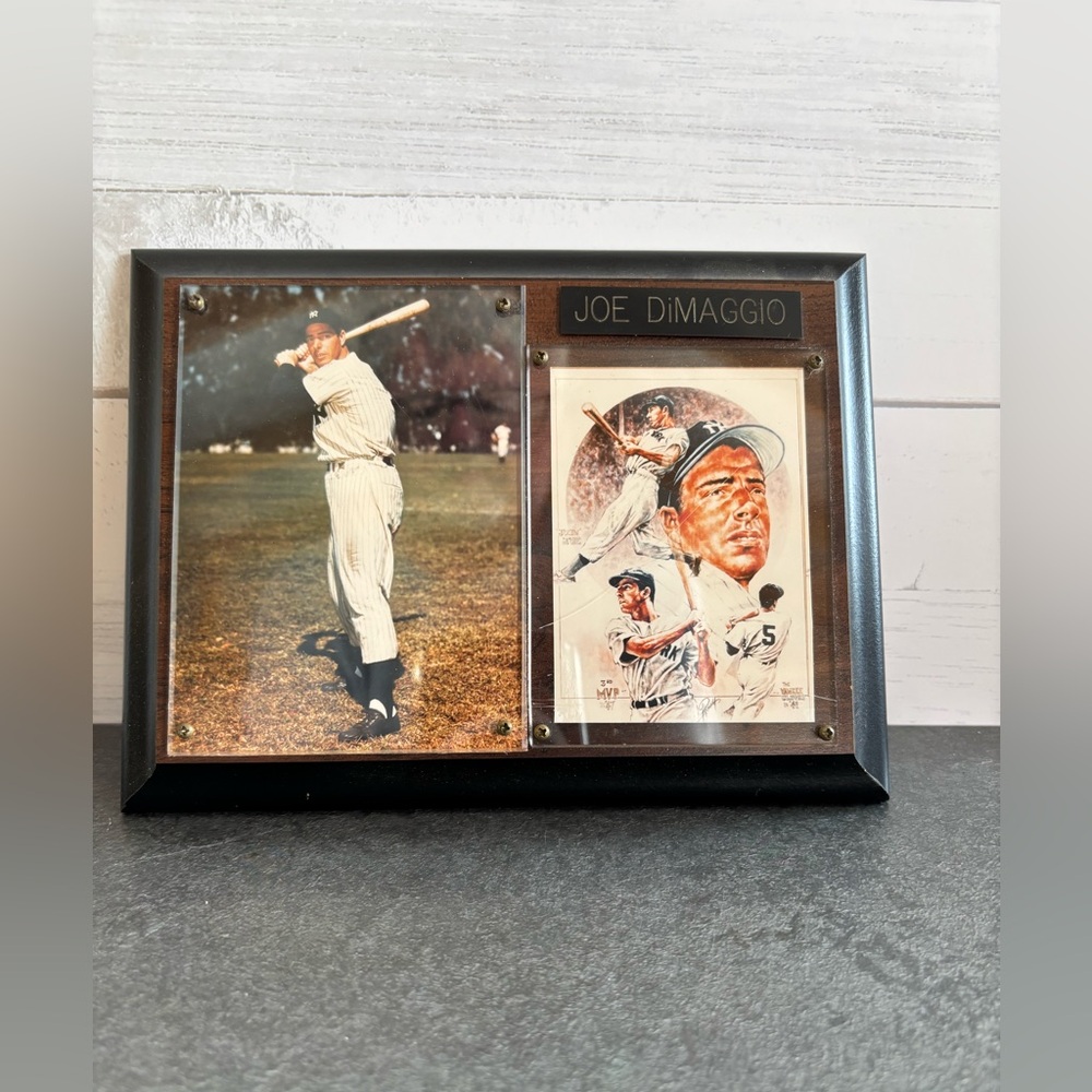Vintage Joe DiMaggio New York Yankee Wall Plaque with photos